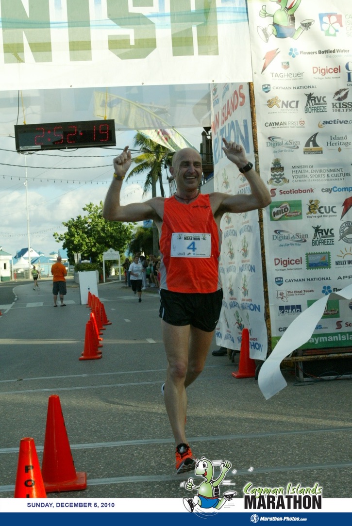 Steve Speirs winning the 2010 Cayman Islands Marathon