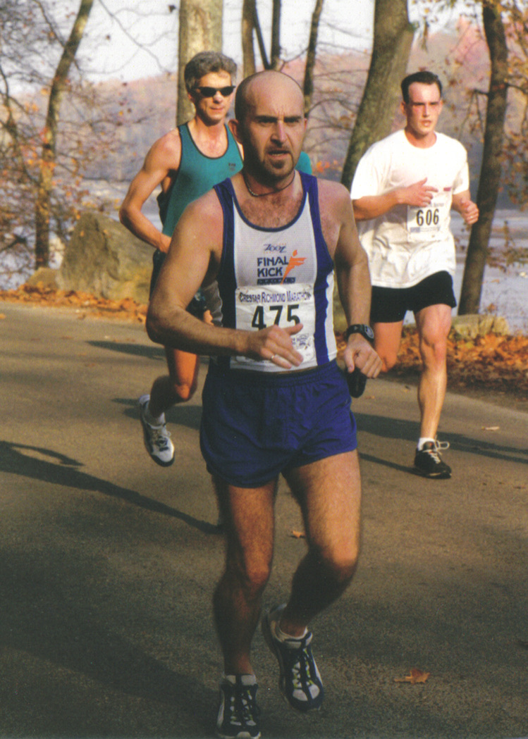 Steve Speirs running the 1999 Richmond Marathon